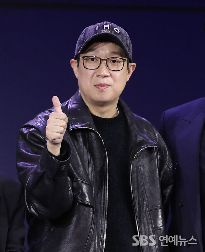 Director Han Jun-hee Attends Press Conference for Upcoming Netflix Series 'Dead-End Job'