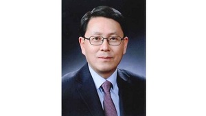 [CEO취재파일] '꺼진 불도 다시 보자'&hellip;관세청 수장 거머쥔 천홍욱의 화려한 귀환