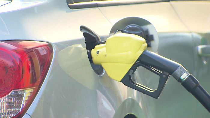 휘발유·경유 나란히 4주 연속 상승…경유 1년 만에 1천600원대